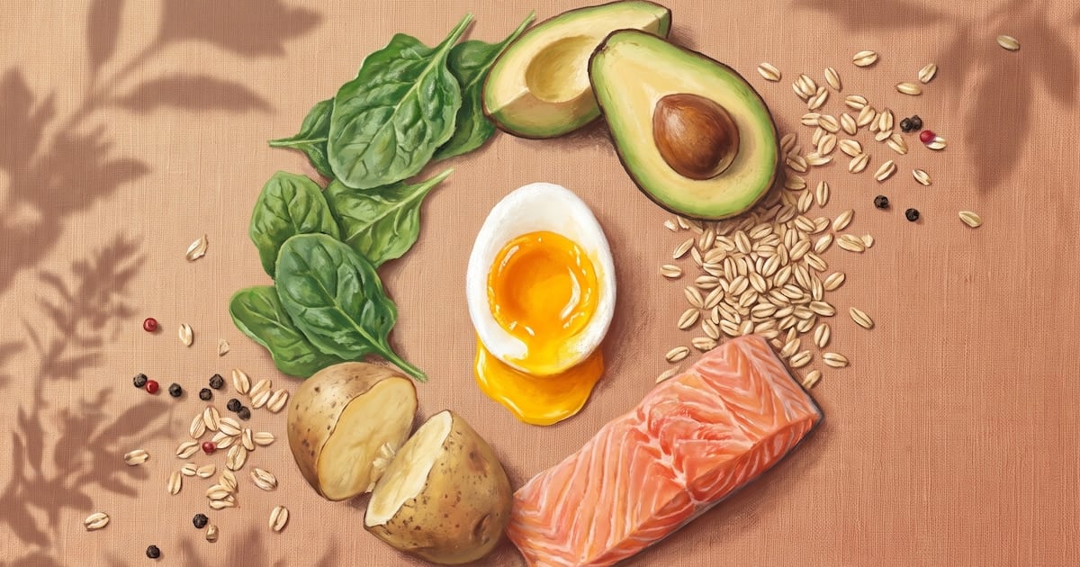 Huevos en el plato: lo que se pone al lado puede cambiar todo