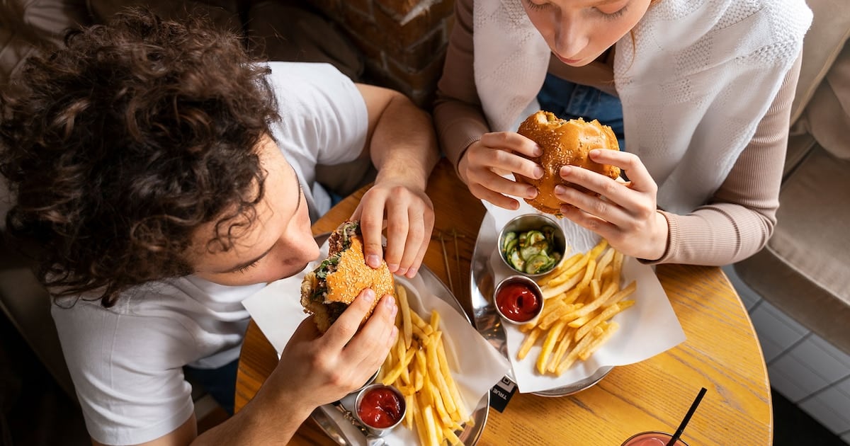 Una milanesa con papas fritas o un plato de lentejas: la pelea de las 300 calorías que sorprendió a la ciencia