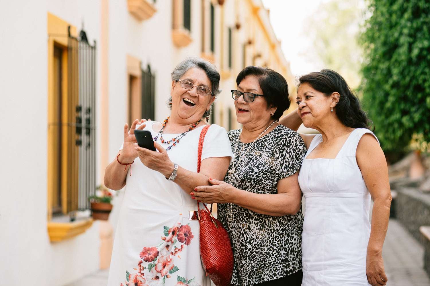A los 85, dos amigas que ya dieron la vuelta al mundo y todavía piden más: "queremos seguir viajando"