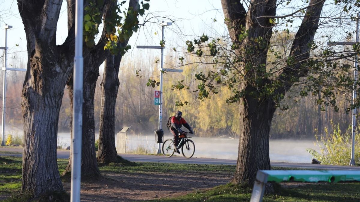 Un sábado para quedarse en casa: Neuquén se pone la bufanda y espera 14 grados de máxima