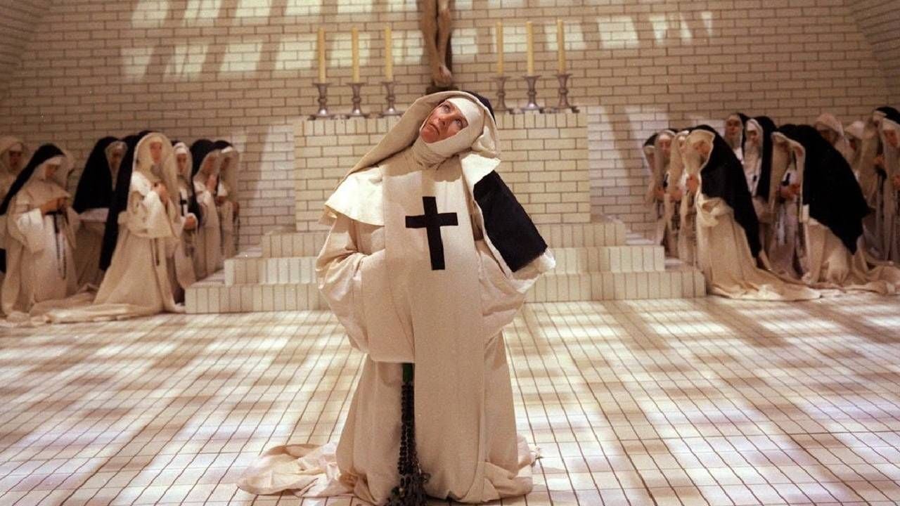 Después de cinco décadas de mutilaciones, 'Los demonios' recupera en pantalla la versión completa que Ken Russell soñó