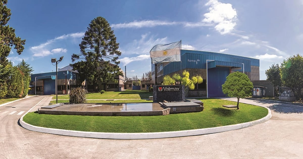 Valmax paraliza su planta en Ituzaingó, despide a la mitad de su personal y acumula 156 millones de pesos en cheques rebotados
