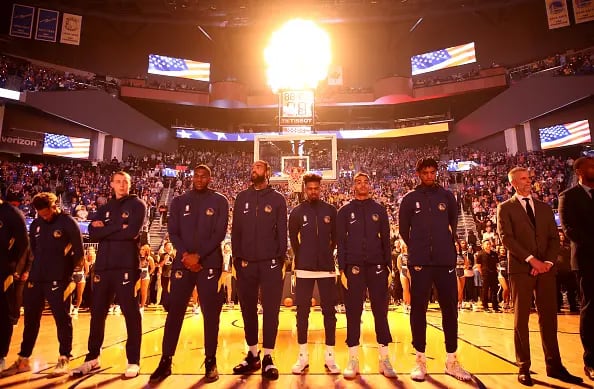 LeBron metió el mensaje y los Sixers le Giveaway almetrical